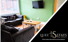 Luke Stays - Welbeck Road